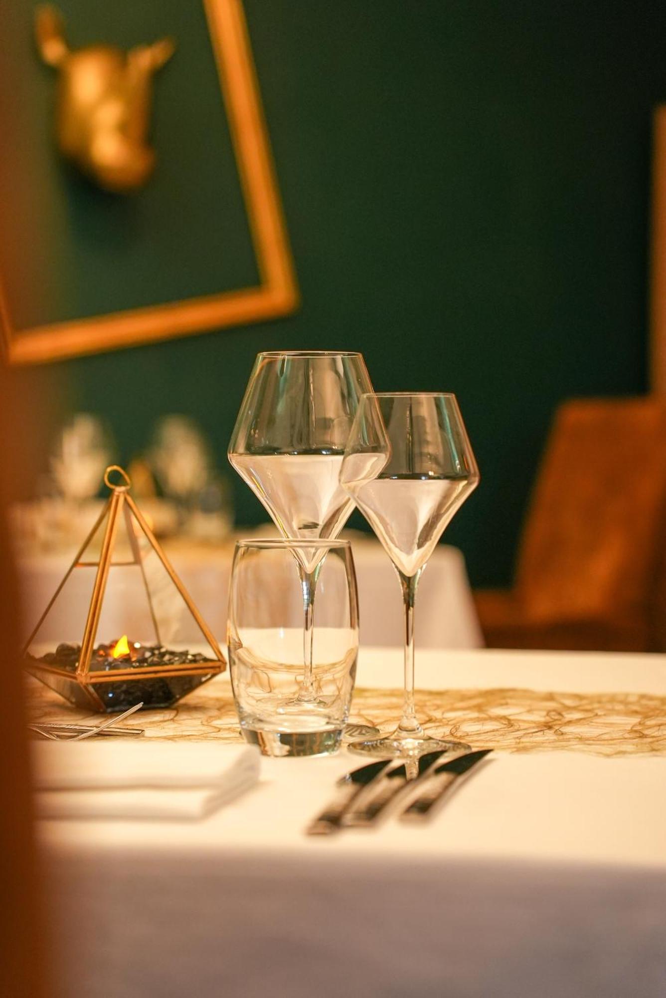 Logis Le Relais De La Voie Sacree Hotel Issoncourt Luaran gambar