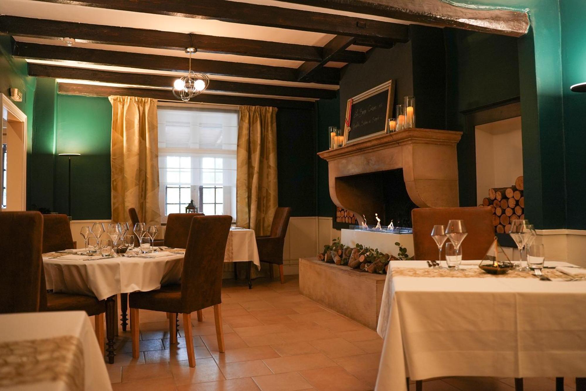 Logis Le Relais De La Voie Sacree Hotel Issoncourt Luaran gambar