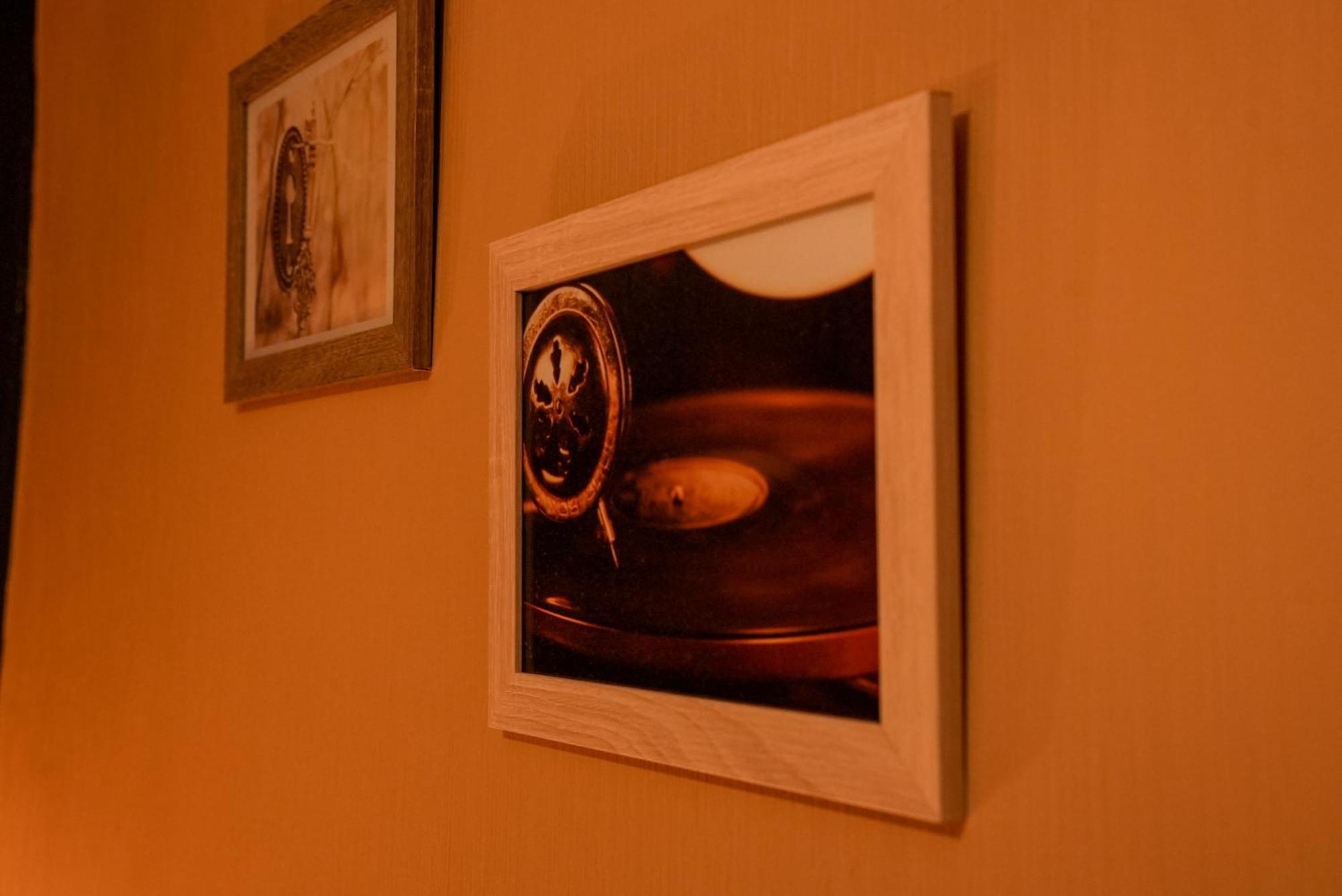 Logis Le Relais De La Voie Sacree Hotel Issoncourt Luaran gambar