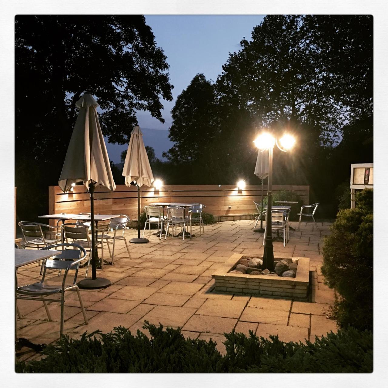 Logis Le Relais De La Voie Sacree Hotel Issoncourt Luaran gambar